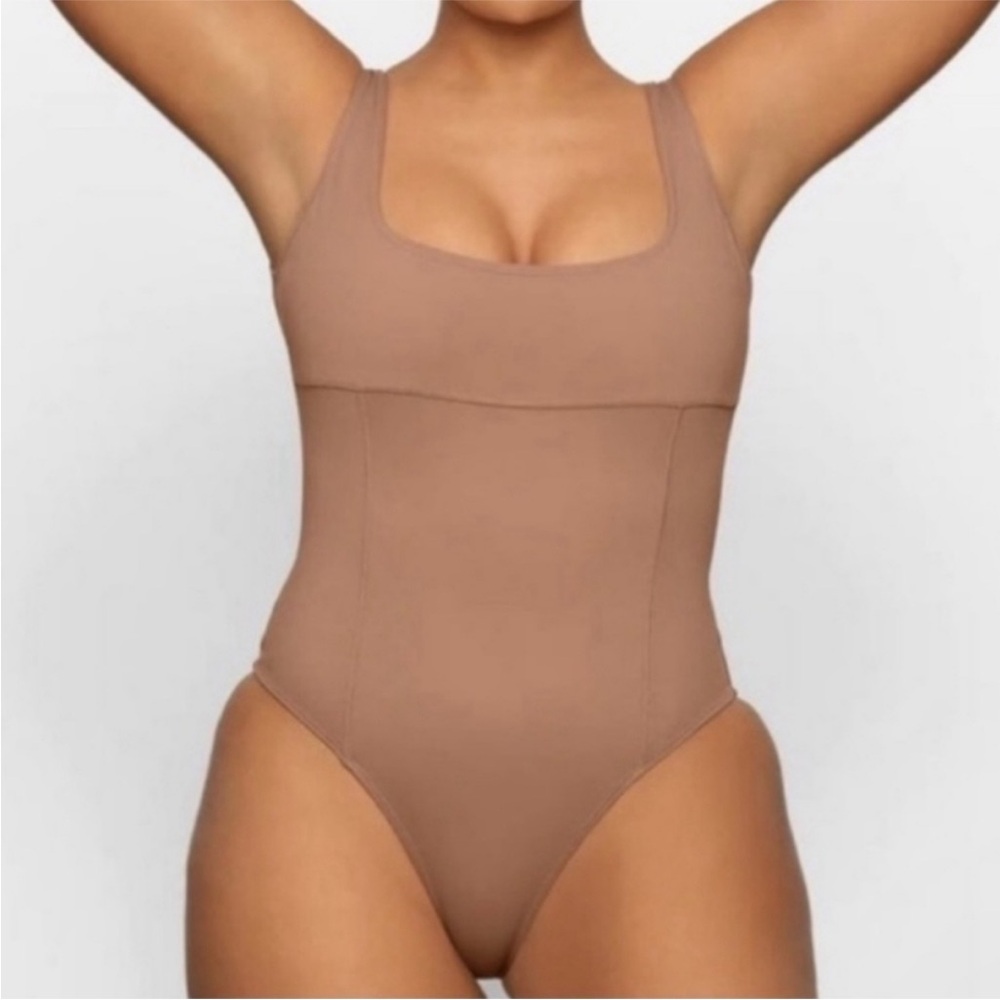 SKIMS Sculpting Swim Tank One Piece in Sienna NWT
